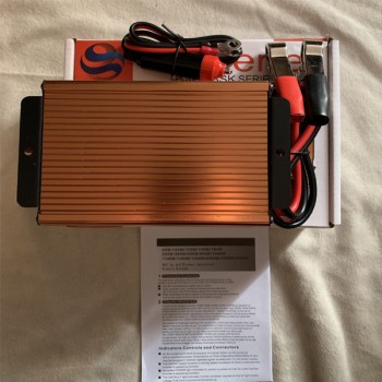 Инвертор (преобразователь) 12V-220V 500W